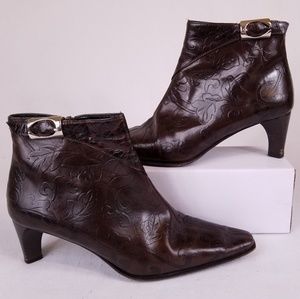 ✔Phyllis Poland Ankle Boots Kitten Heel Size 6B